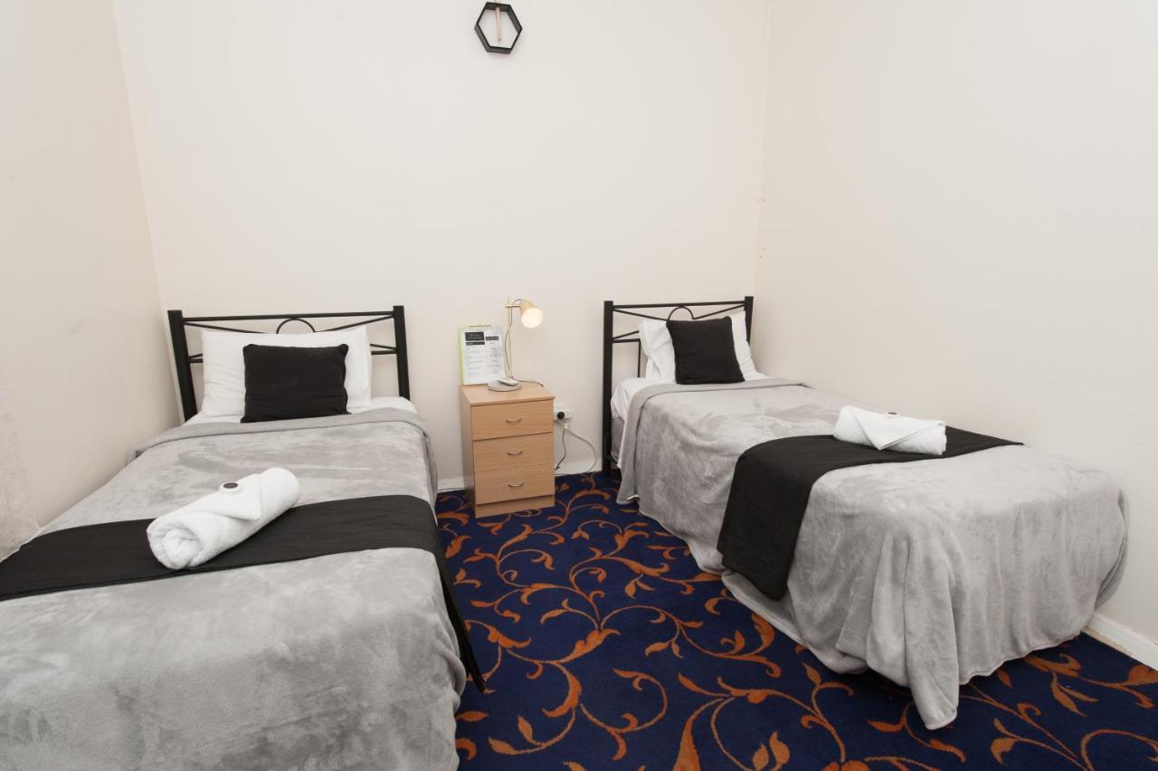 הולברוק Riverina Hotel מראה חיצוני תמונה