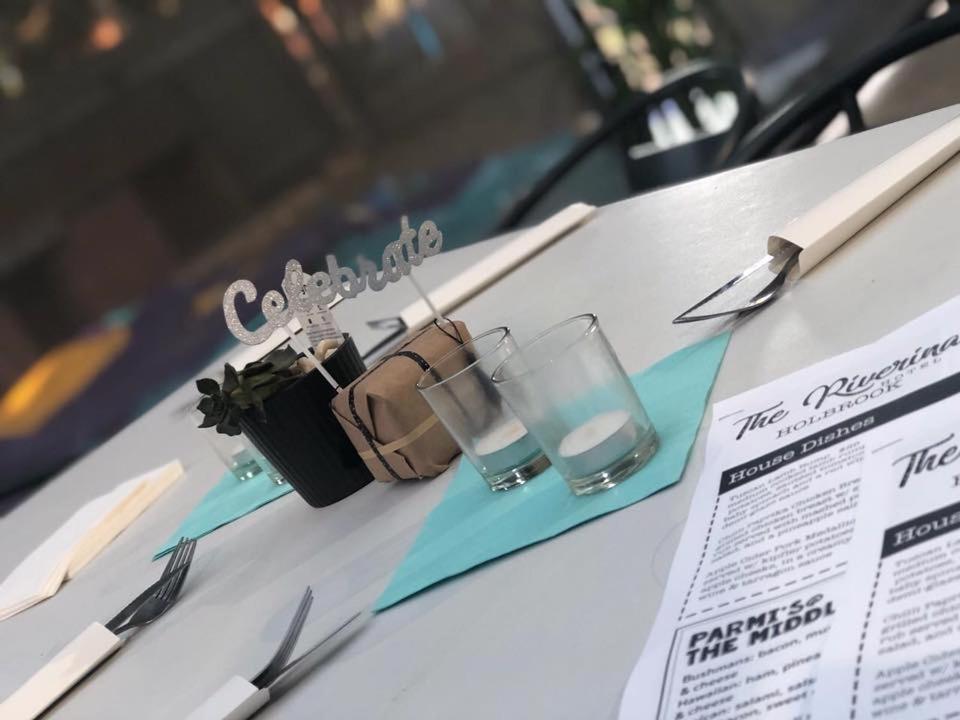 הולברוק Riverina Hotel מראה חיצוני תמונה